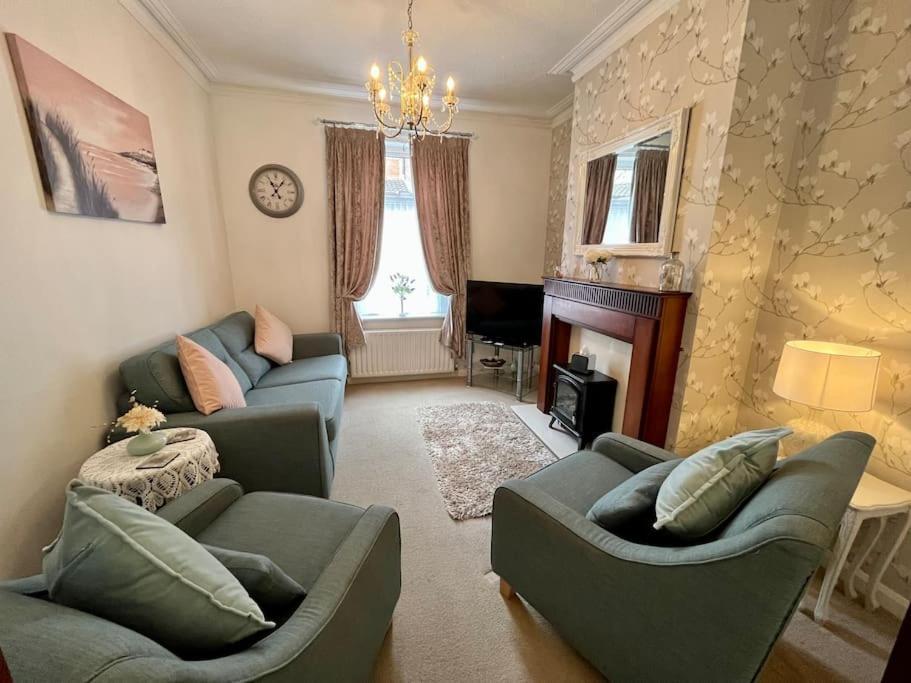Scoresby Retreat - Whitby Holiday Home Eksteriør bilde